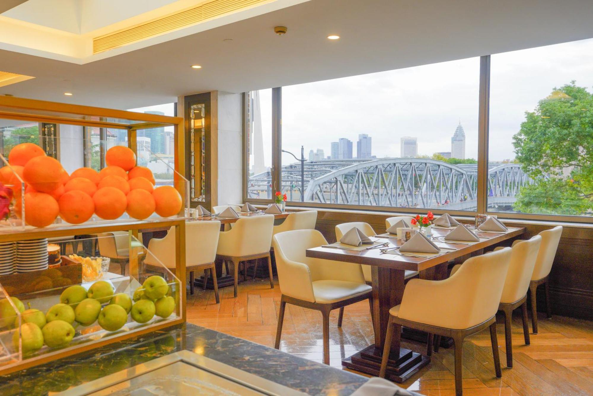 Broadway Mansions Hotel - On The Bund Xangai Exterior foto